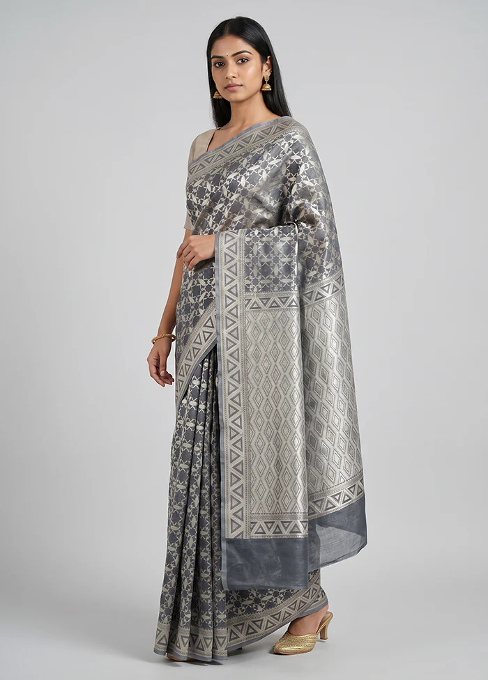 Grey Kora Silk Saree With Blouse Piece