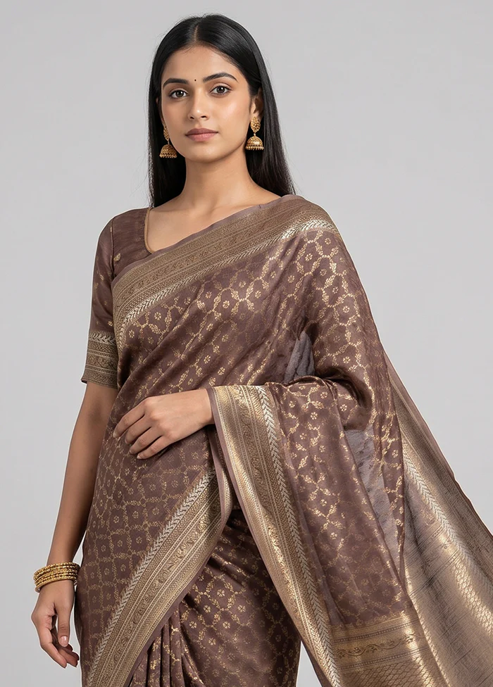 Grey Kora Silk Saree With Blouse Piece - Image 2