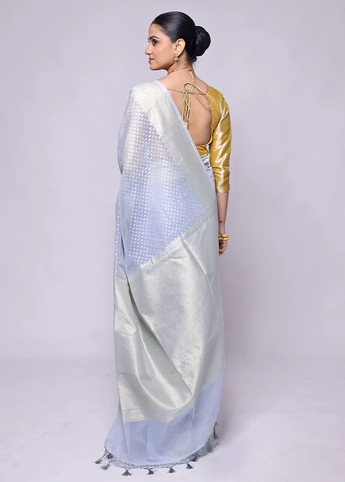 Grey Kora Silk Saree With Blouse Piece - Image 3