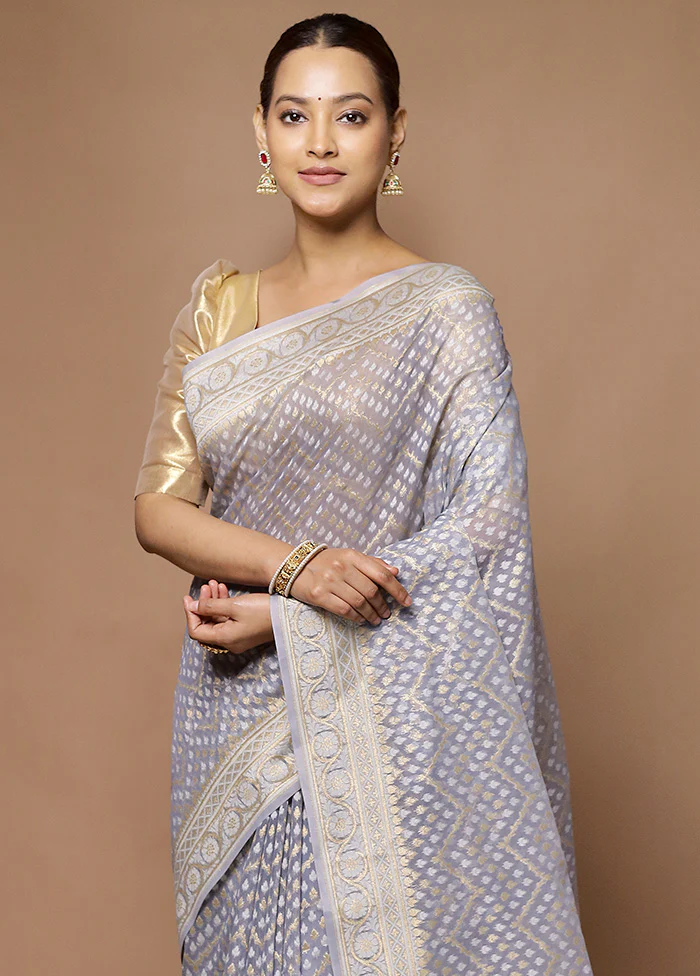 Grey Kora Silk Saree With Blouse Piece - Image 2