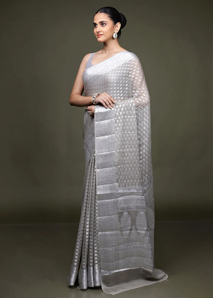 Grey Kora Silk Saree With Blouse Piece - Image 4