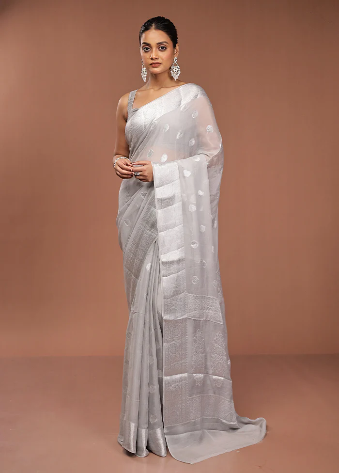 Grey Kora Silk Saree With Blouse Piece - Image 2