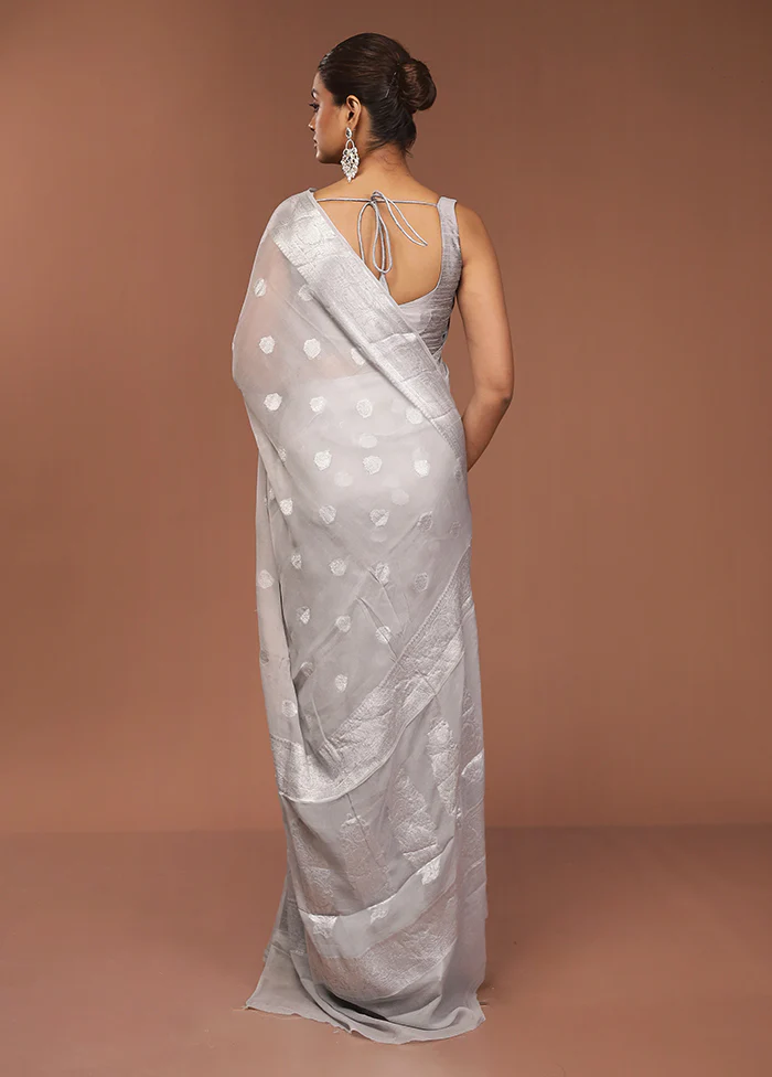 Grey Kora Silk Saree With Blouse Piece - Image 3