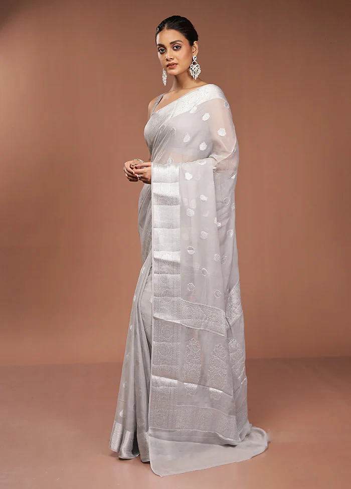 Grey Kora Silk Saree With Blouse Piece - Image 4