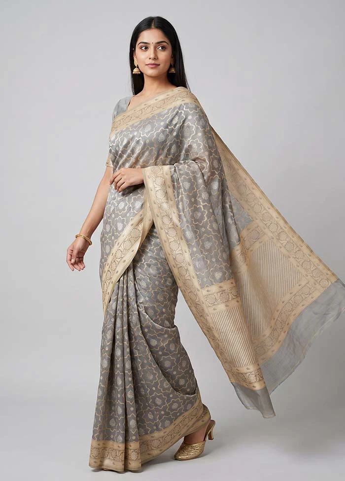 Grey Kora Silk Saree With Blouse Piece