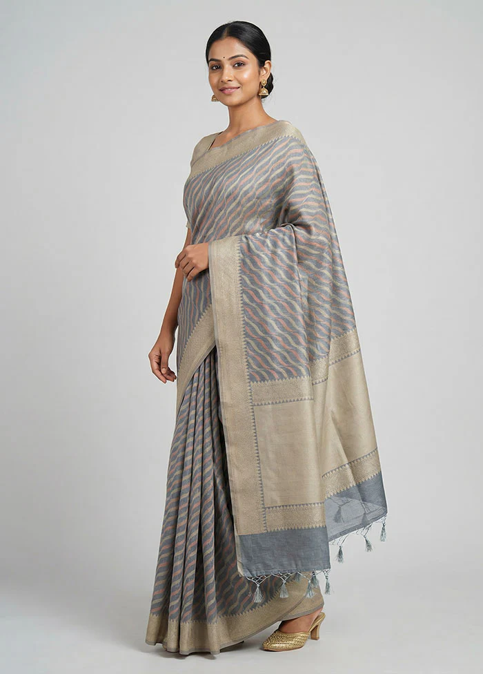 Grey Kora Silk Saree With Blouse Piece