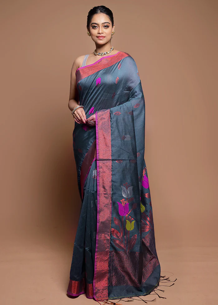 Grey Matka Silk Saree With Blouse Piece