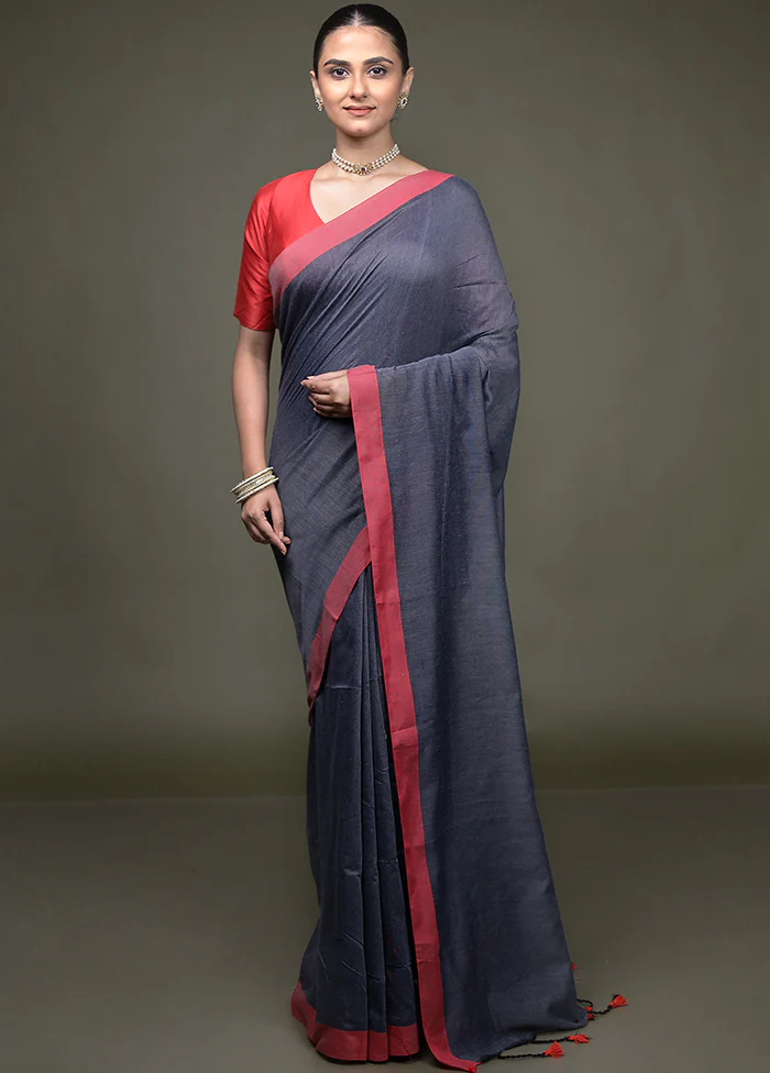 Grey Matka Silk Saree With Blouse Piece - Image 2
