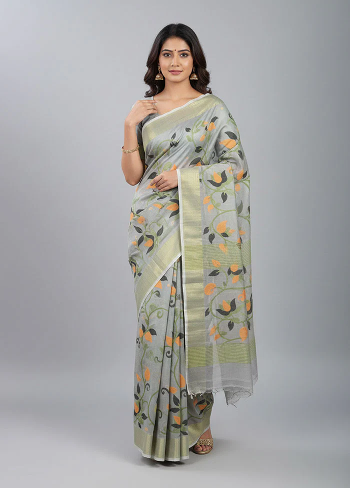 Grey Matka Silk Saree With Blouse Piece