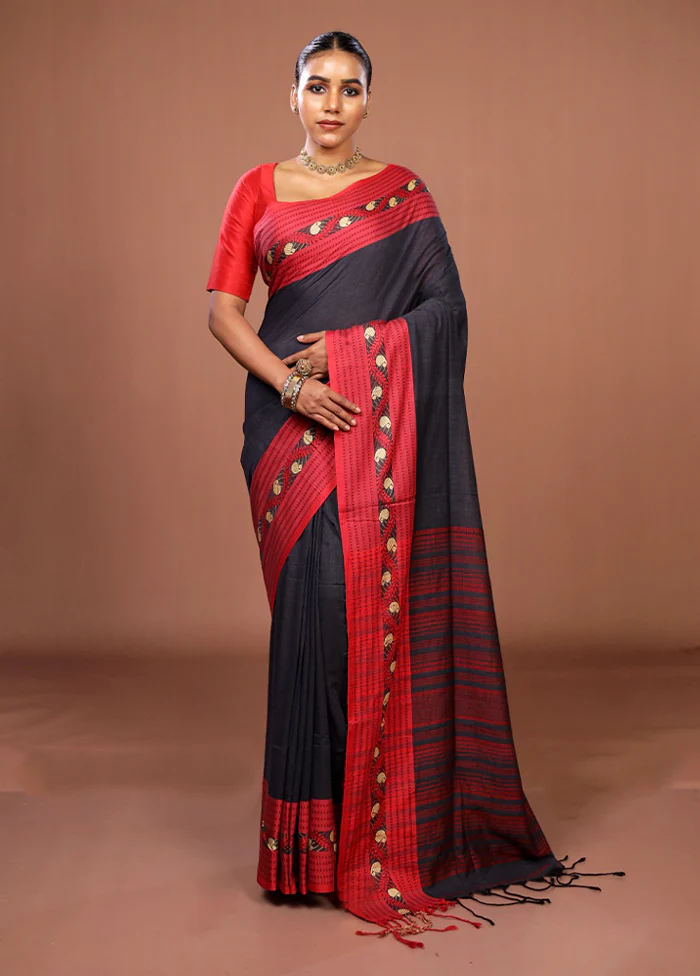 Grey Matka Silk Saree With Blouse Piece - Image 2