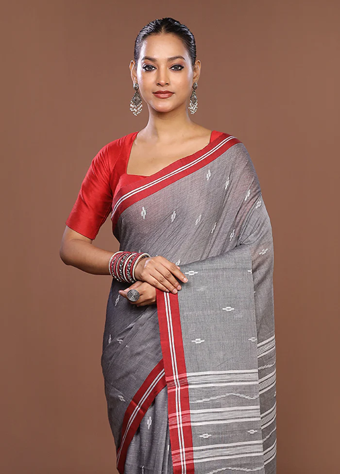Grey Matka Silk Saree With Blouse Piece