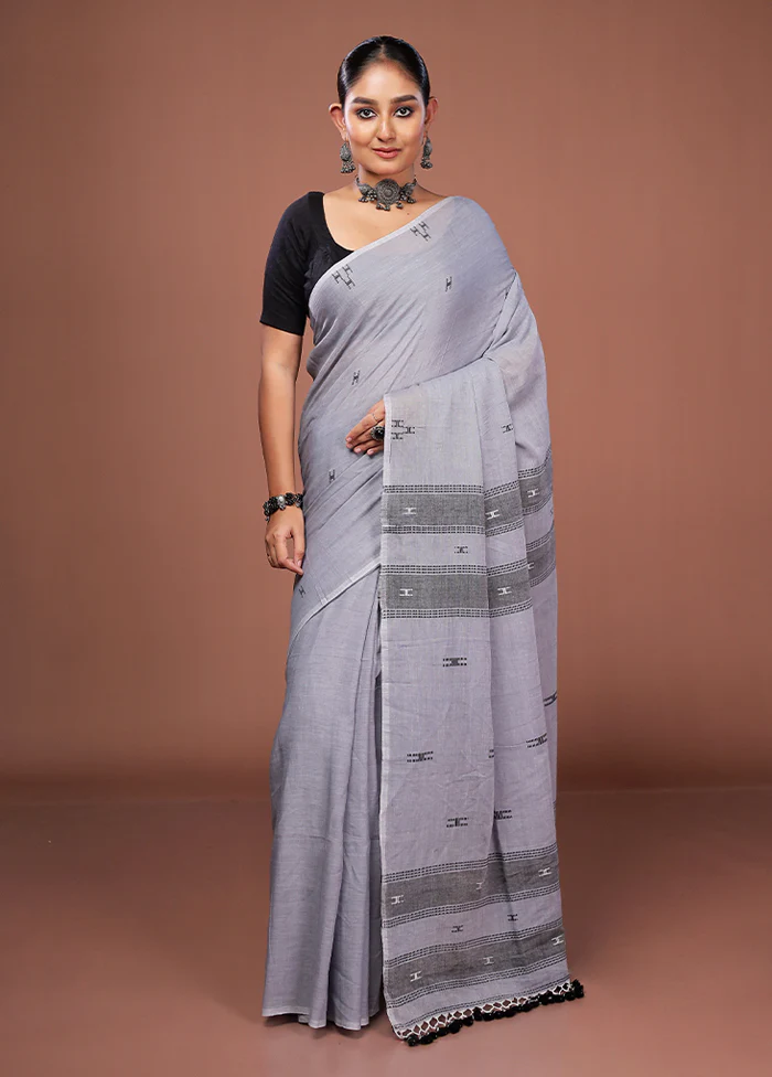 Grey Matka Silk Saree With Blouse Piece - Image 2