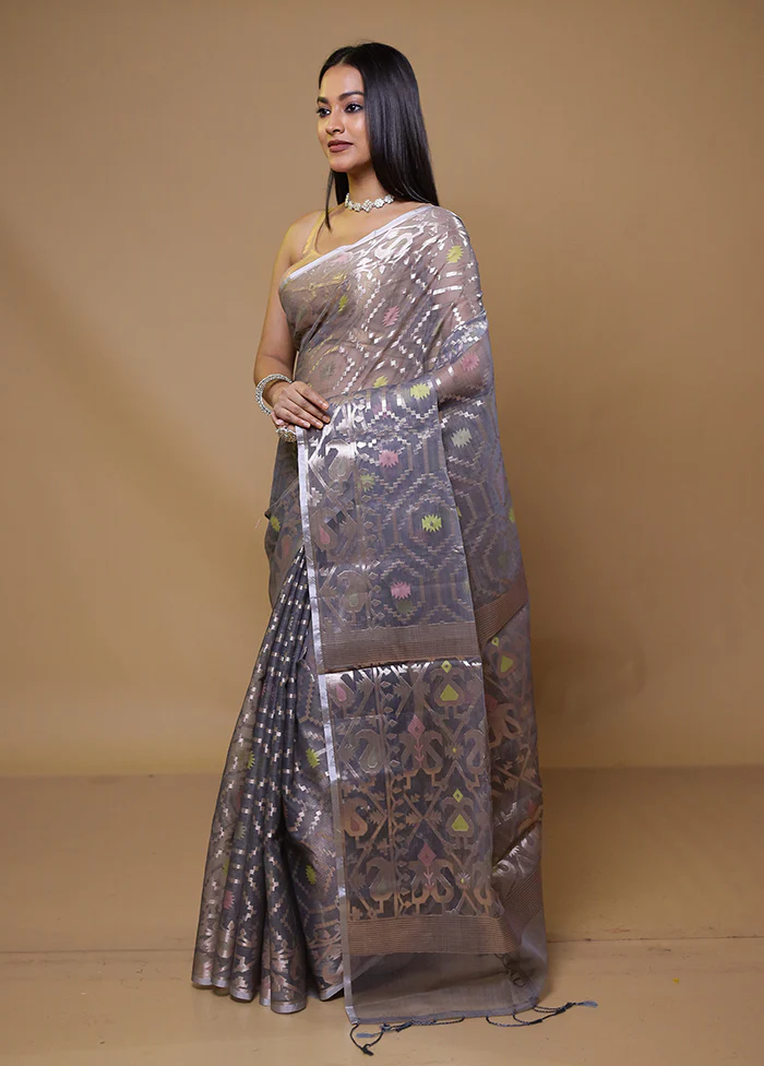 Grey Organza Saree With Blouse Piece - Image 4