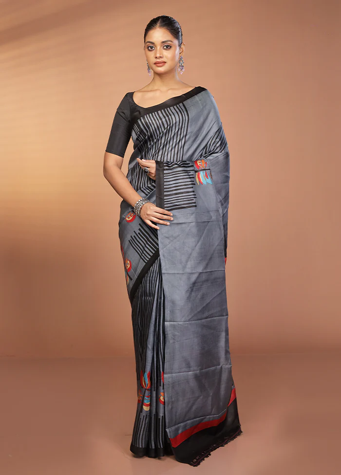 Grey Printed Pure Silk Saree Without Blouse Piece - Image 2