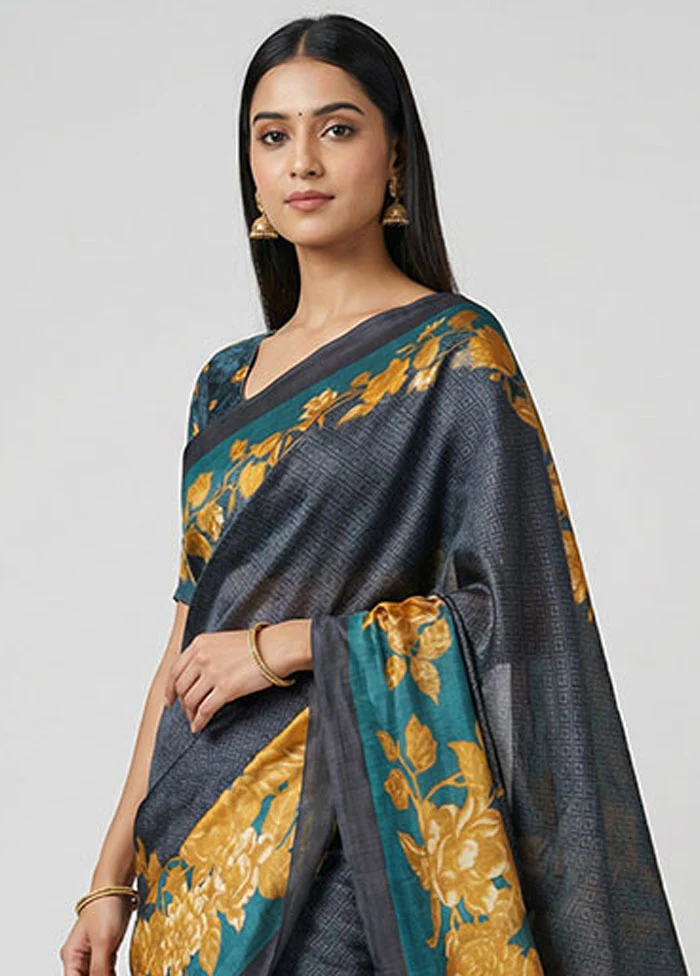 Grey Printed Silk Saree Without Blouse Piece - Image 2