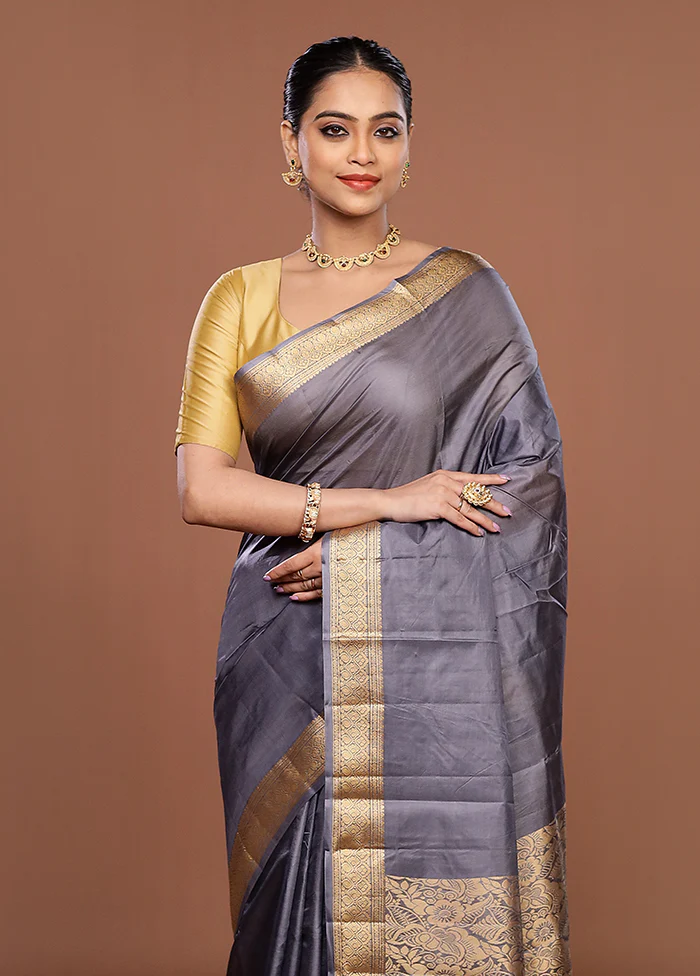 Grey Printed Silk Saree Without Blouse Piece