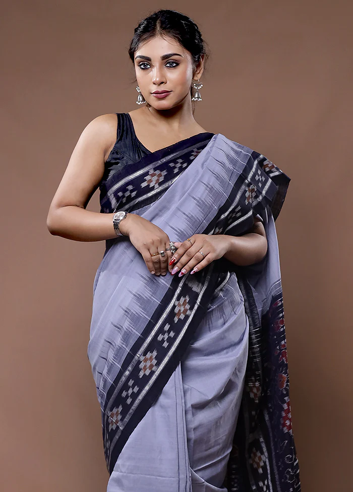 Grey Pure Cotton Saree With Blouse Piece