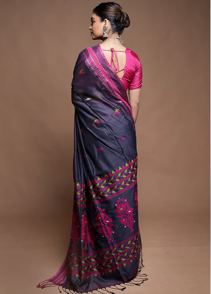 Grey Pure Cotton Saree With Blouse Piece - Image 3