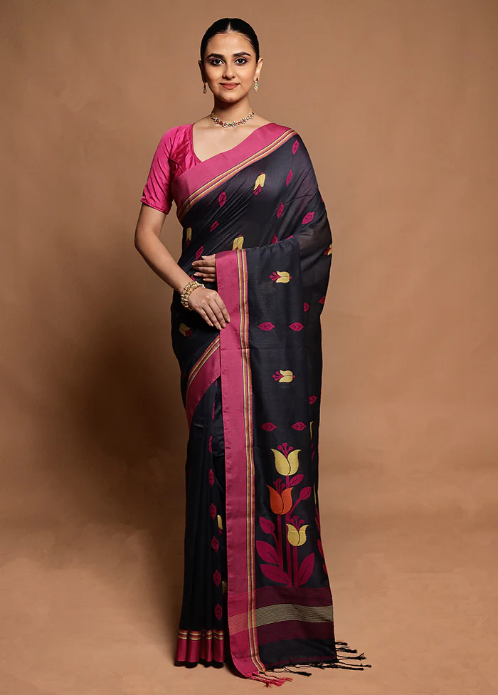 Grey Pure Cotton Saree With Blouse Piece
