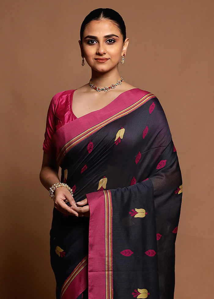 Grey Pure Cotton Saree With Blouse Piece - Image 2
