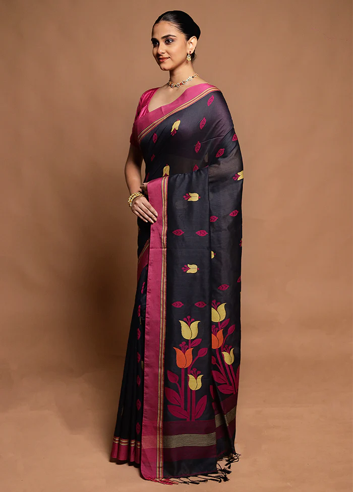 Grey Pure Cotton Saree With Blouse Piece - Image 4