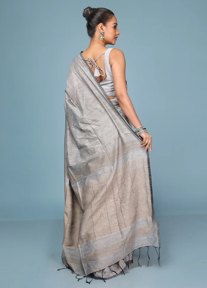 Grey Pure Cotton Saree With Blouse Piece - Image 3