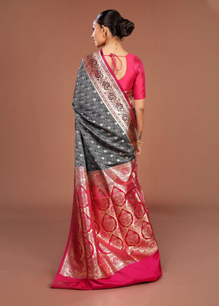 Grey Tanchoi Silk Saree With Blouse Piece - Image 3