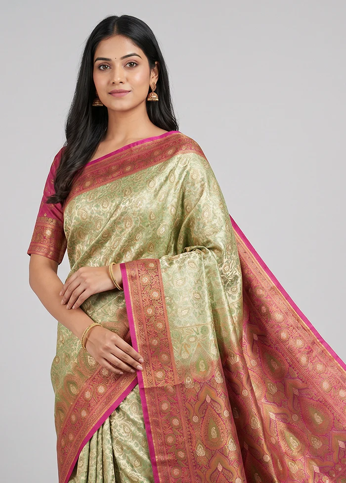 Grey Tanchoi Silk Saree With Blouse Piece - Image 2
