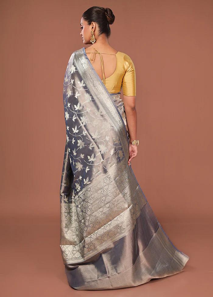Grey Tissue Silk Saree With Blouse Piece - Image 3