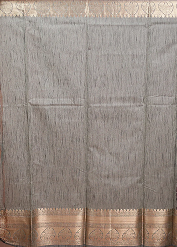 Grey Tussar Silk Saree With Blouse Piece - Image 5