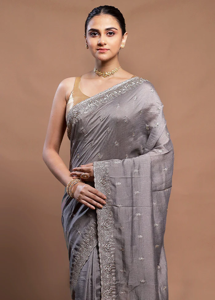 Grey Tussar Silk Saree With Blouse Piece - Image 2