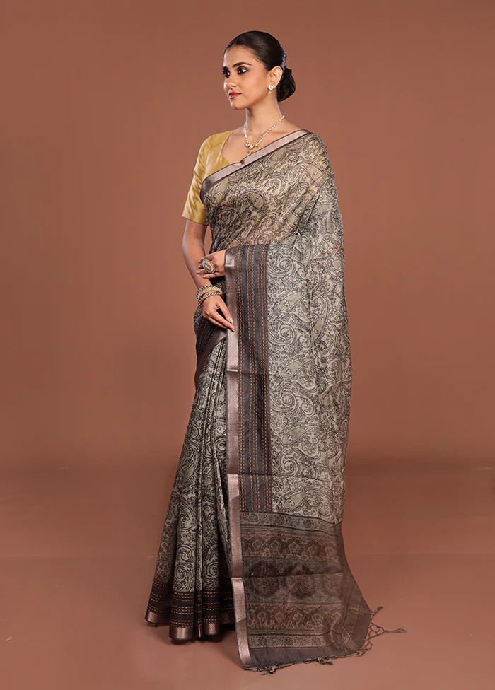 Grey Tussar Silk Saree With Blouse Piece - Image 4