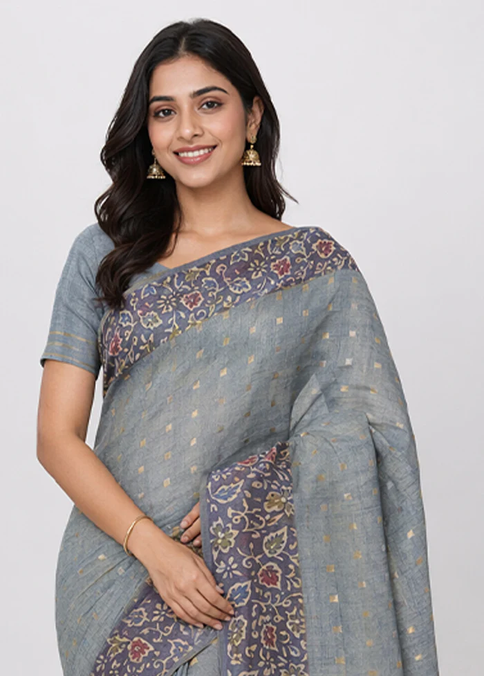 Grey Tussar Silk Saree With Blouse Piece - Image 2