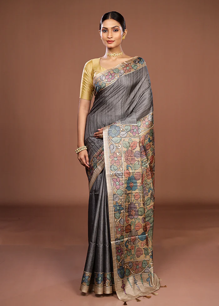 Grey Tussar Silk Saree With Blouse Piece - Image 2