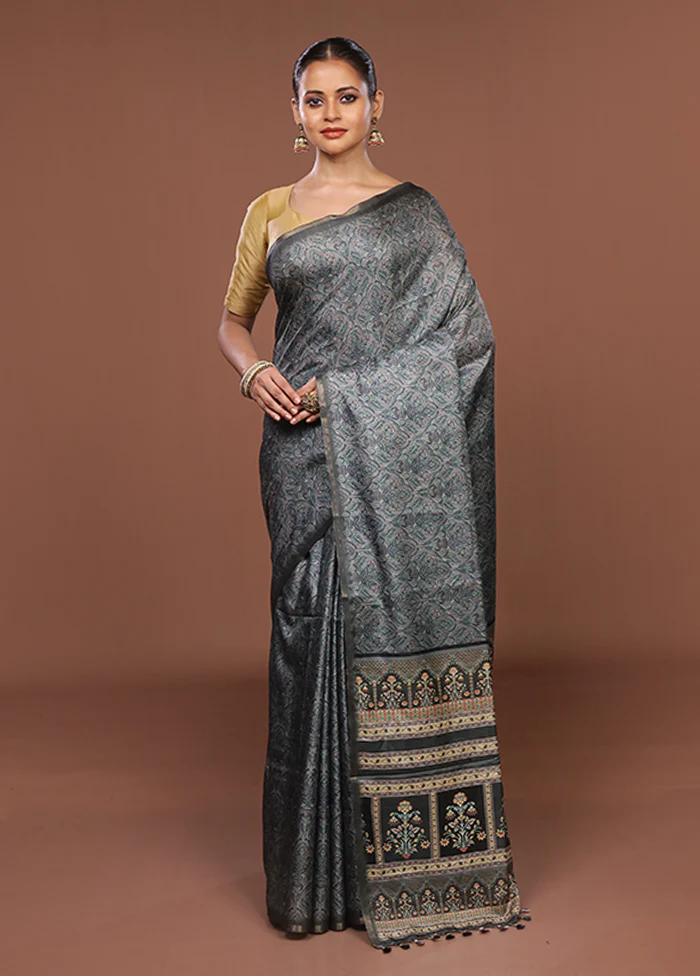 Grey Tussar Silk Saree With Blouse Piece - Image 2