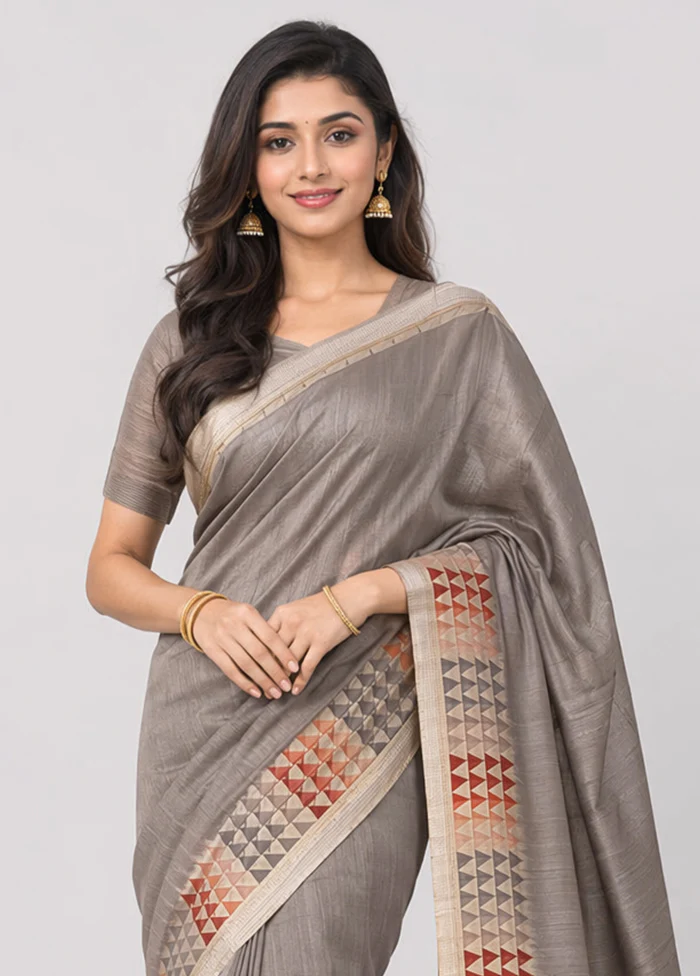 Grey Tussar Silk Saree With Blouse Piece - Image 2