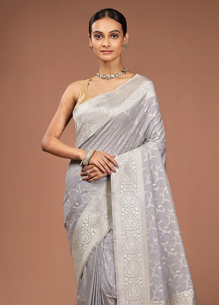 Grey Uppada Silk Saree With Blouse Piece