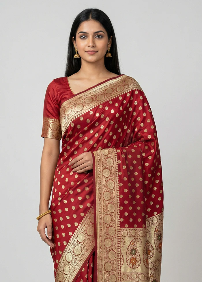 Maroon Banarasi Silk Saree With Blouse Piece - Image 2