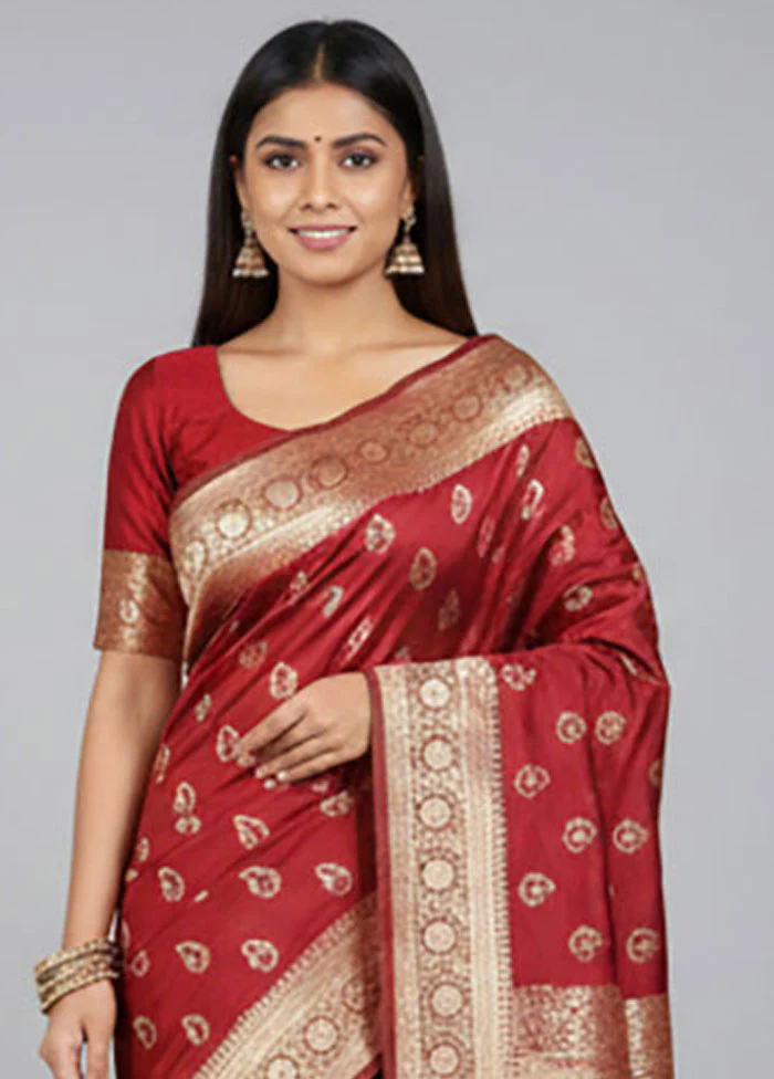 Maroon Banarasi Silk Saree With Blouse Piece - Image 2