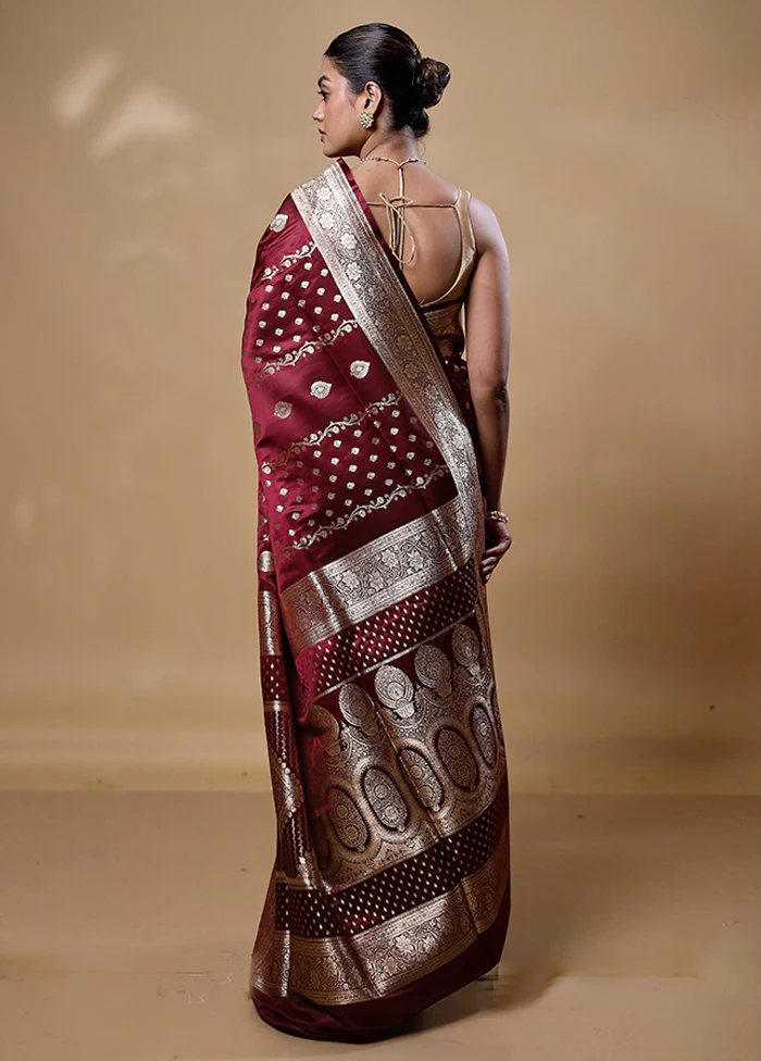 Maroon Banarasi Silk Saree With Blouse Piece - Image 3