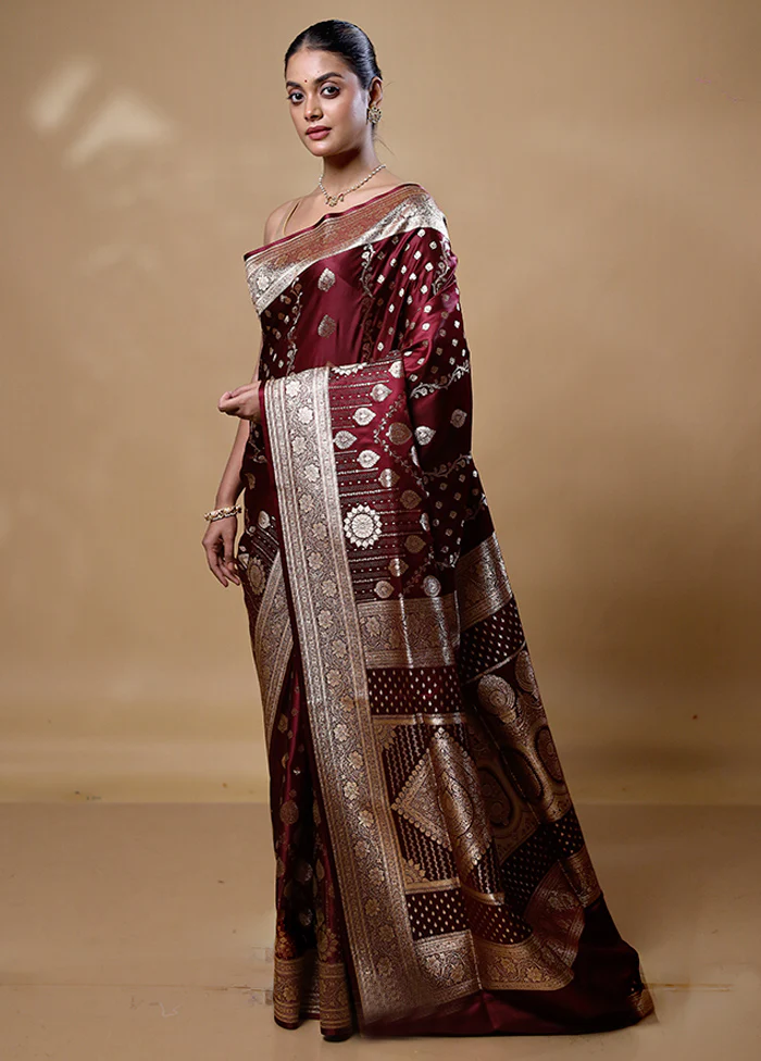 Maroon Banarasi Silk Saree With Blouse Piece - Image 4