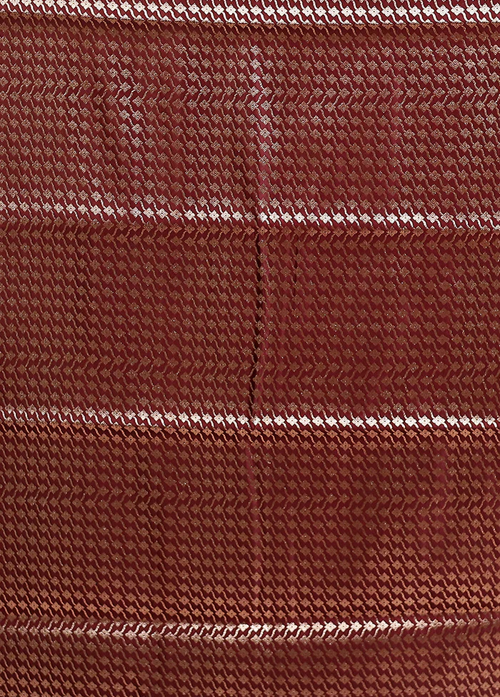 Maroon Banarasi Silk Saree With Blouse Piece - Image 5