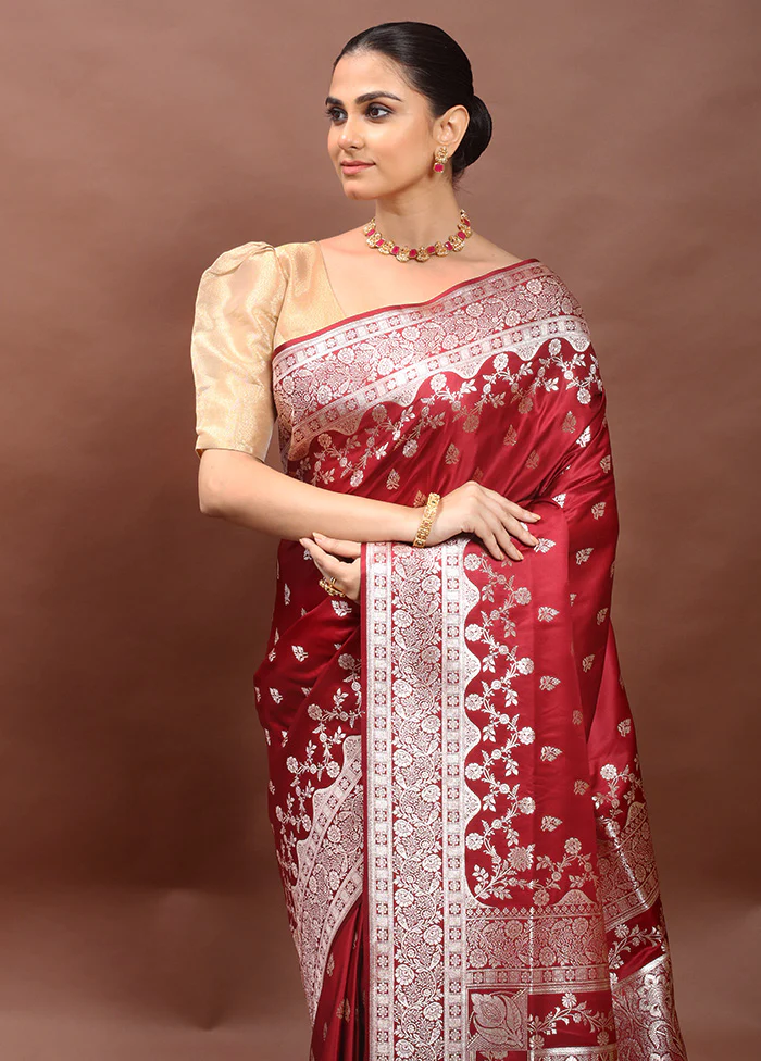 Maroon Banarasi Silk Saree With Blouse Piece - Image 2