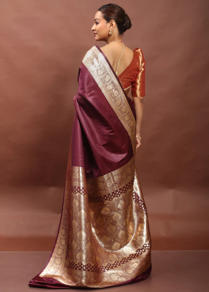 Maroon Banarasi Silk Saree With Blouse Piece - Image 3