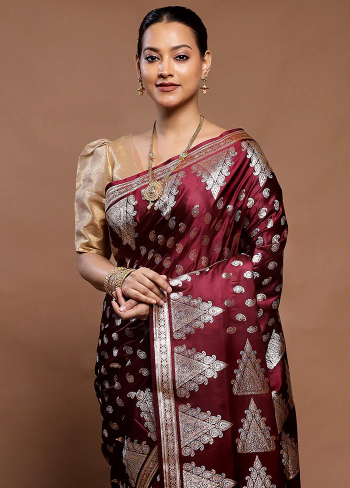 Maroon Banarasi Silk Saree With Blouse Piece - Image 2