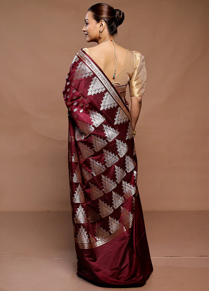 Maroon Banarasi Silk Saree With Blouse Piece - Image 3