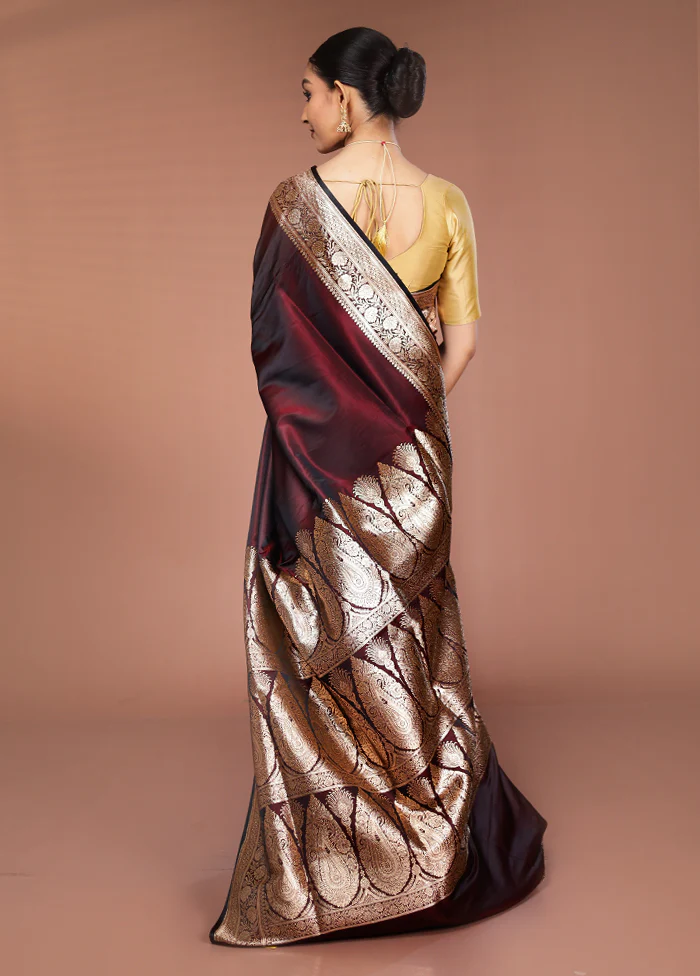 Maroon Banarasi Silk Saree With Blouse Piece - Image 3