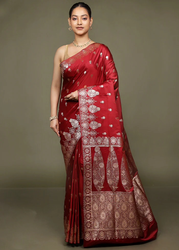 Maroon Banarasi Silk Saree With Blouse Piece - Image 2