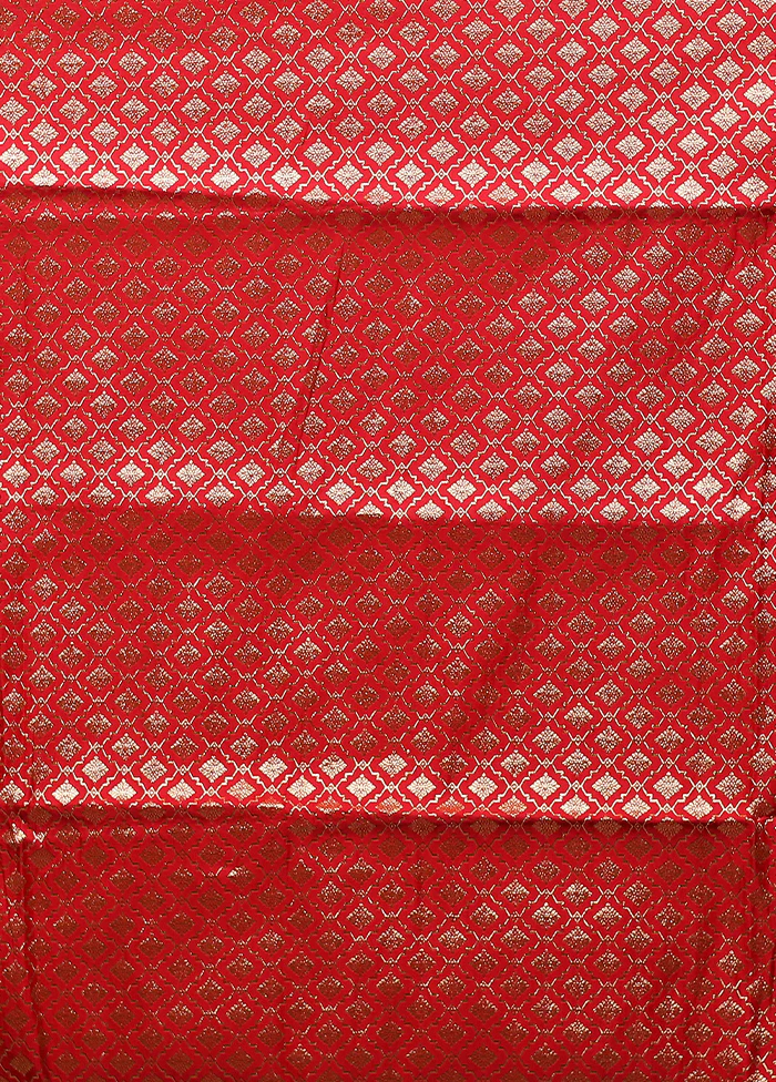 Maroon Banarasi Silk Saree With Blouse Piece - Image 5