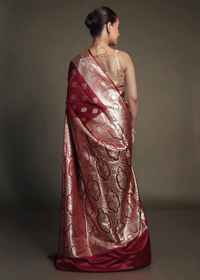 Maroon Banarasi Silk Saree With Blouse Piece - Image 3